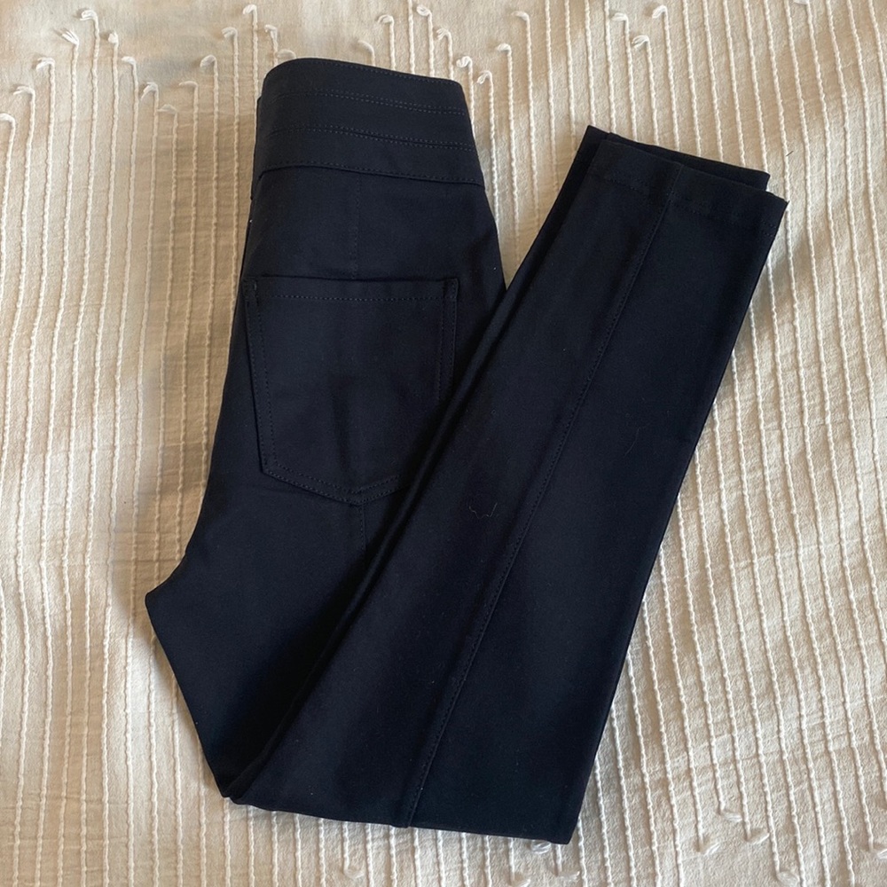 The Skinny High Rise Pant